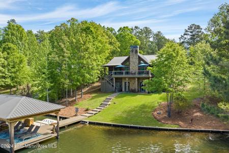 182 Triple Branch Rd