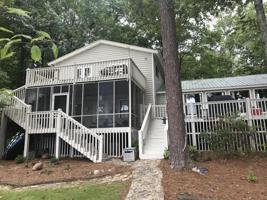 401 Beaver Cove Road East