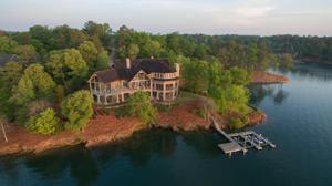 160 Ridge Crest