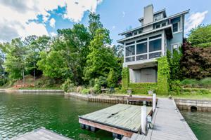 81 Eagle Point