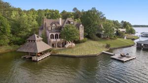 140 Whataview Ln