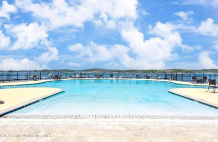 90 Crowne Pointe Unit 303 Rd
