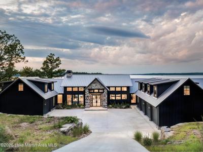 201 Sterling View Dr