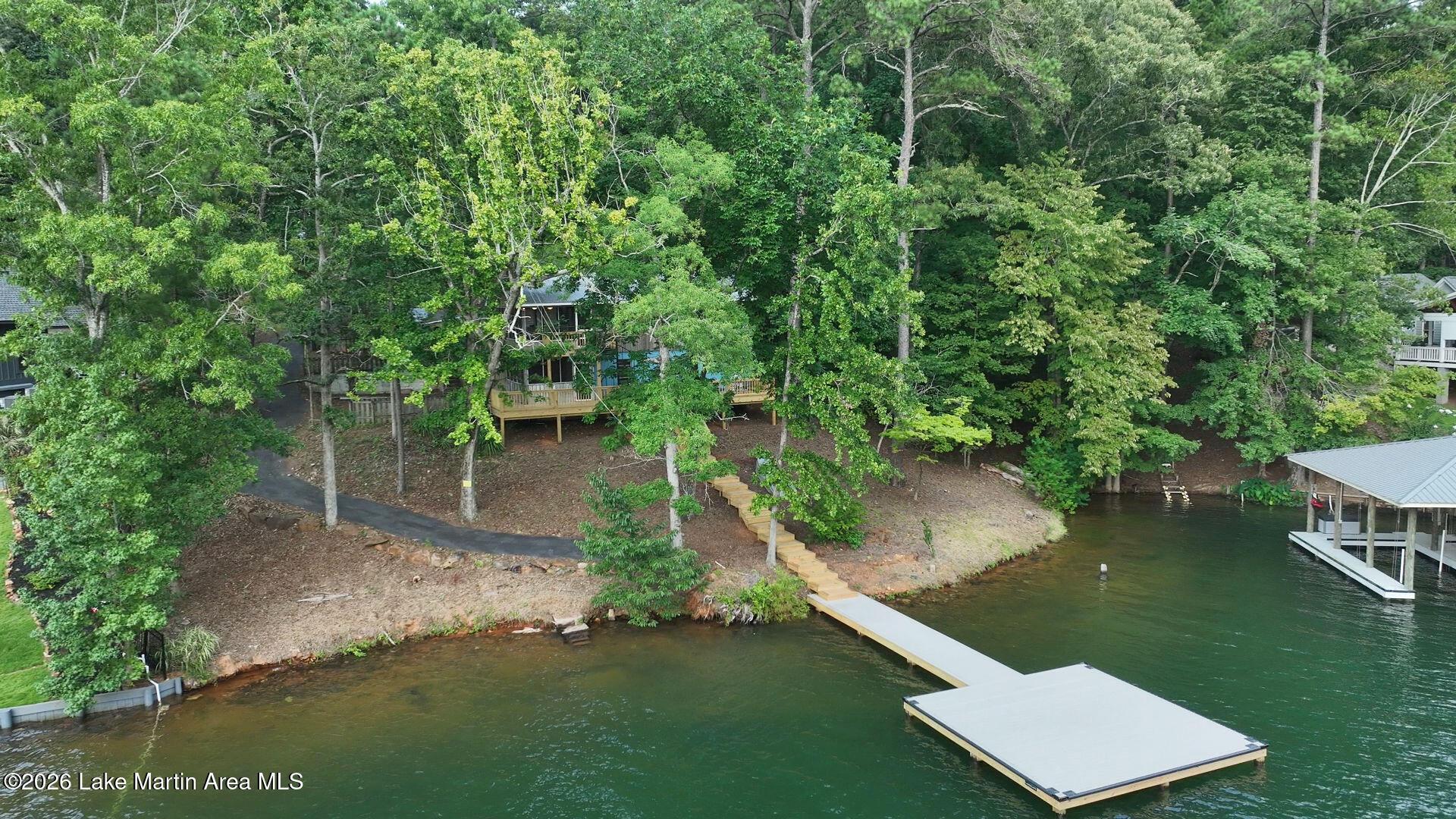Image 1: Lakeside