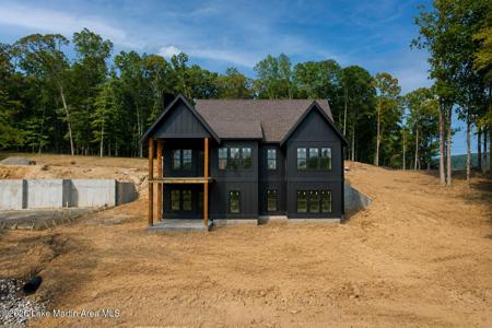 152 Waterfront Way