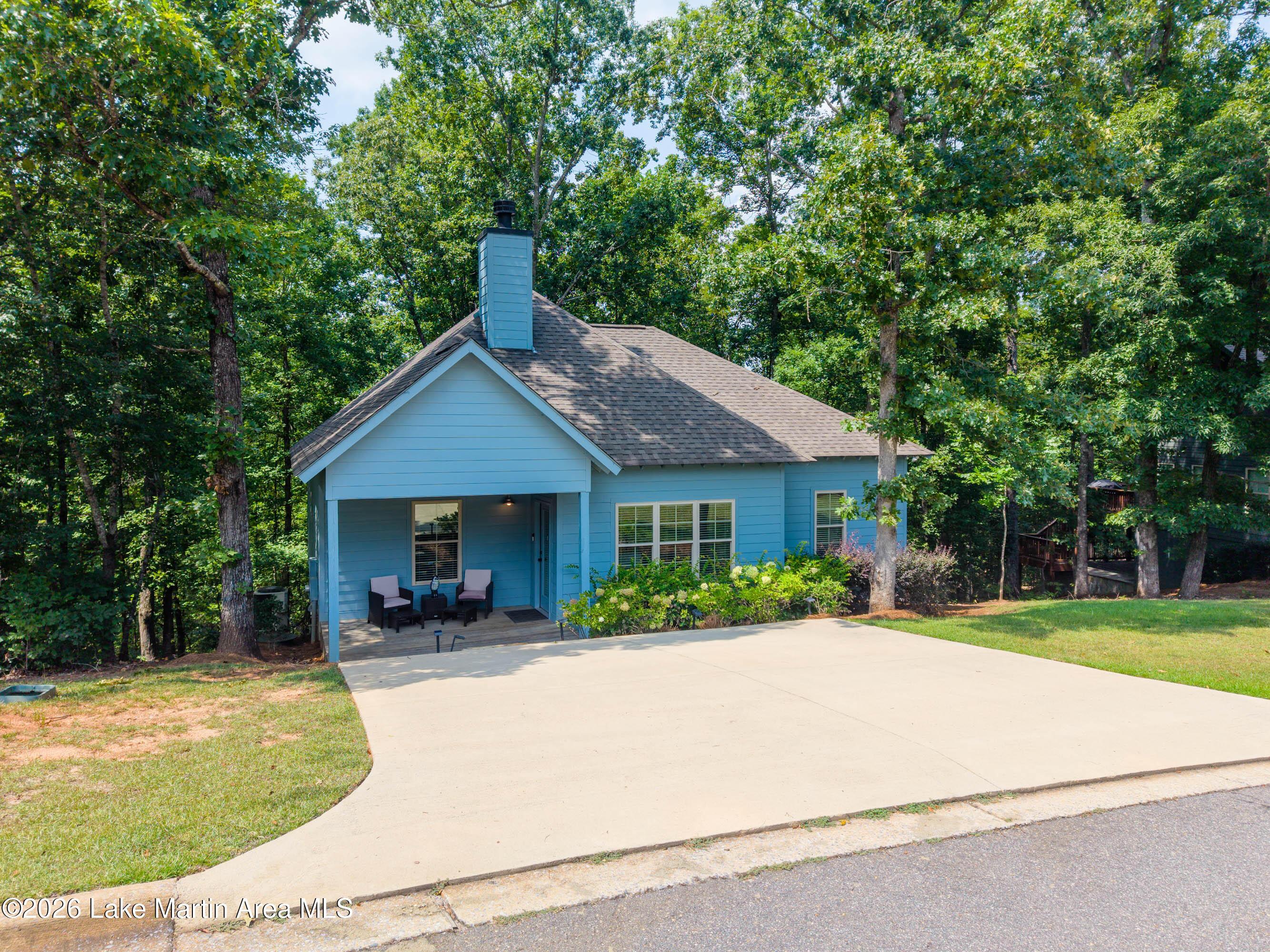 Image 2: 85 Martin Ridge Trace_Lake Martin
