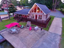 105 Royal Dr