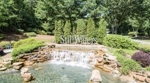68 Greensbrook Ln