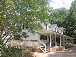 1515 Lakeview Ridge Cir