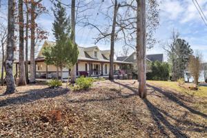 43 Lake Vista Ln
