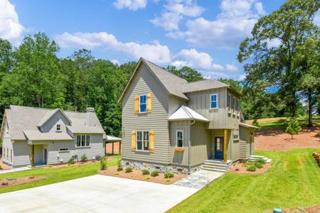 18 Landing Dr
