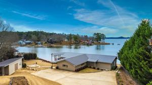 425 Bay Pine Island Rd