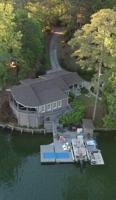 385 Lakeview Rd