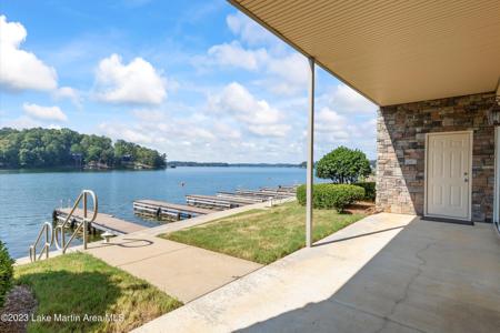 365 - 101 Sunset Point Dr