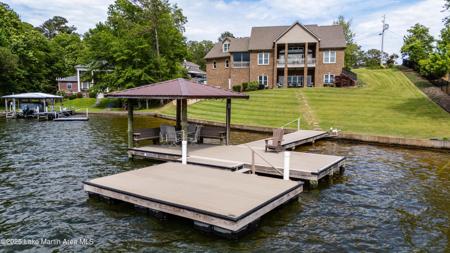 96 Shady Bay