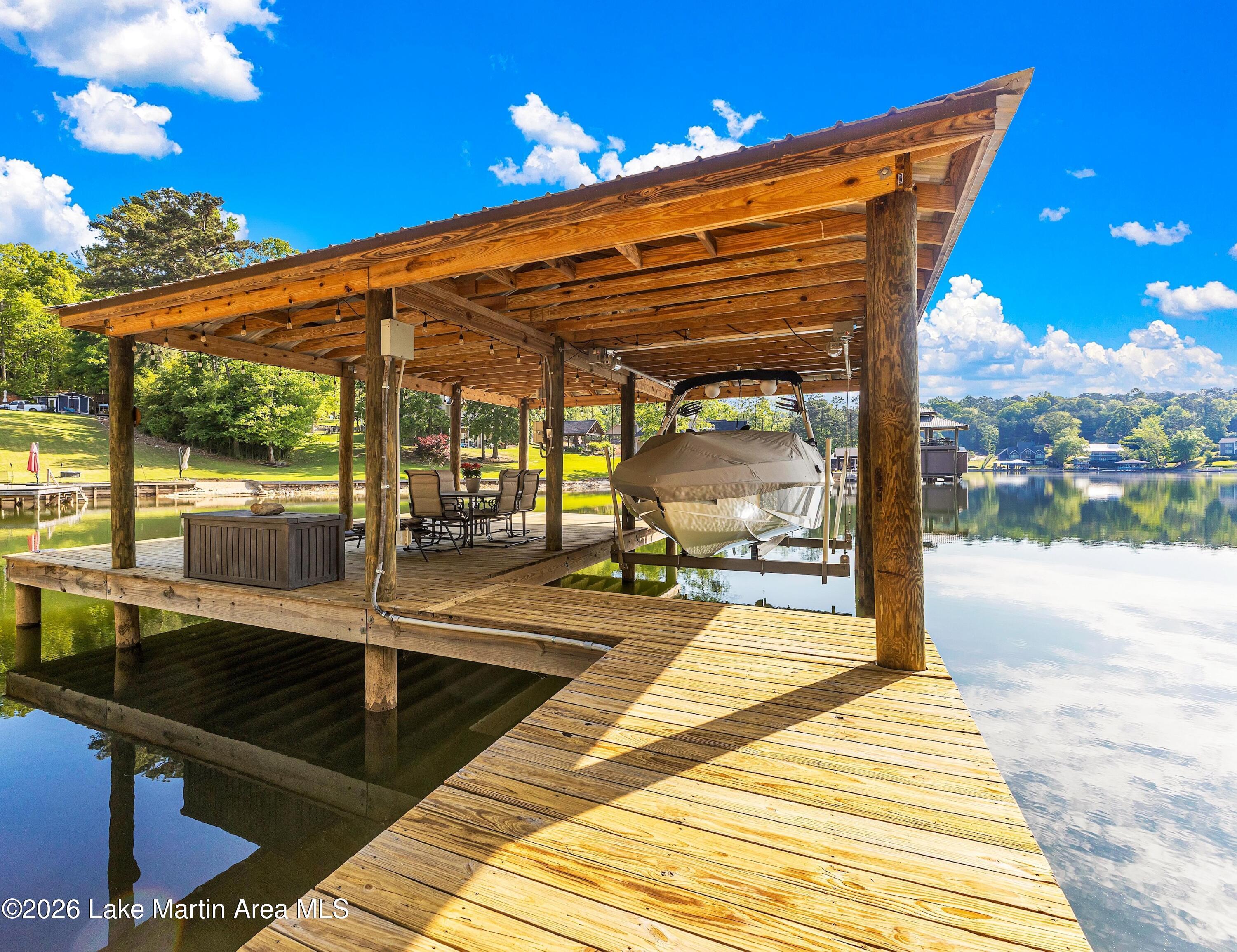 Image 4: Bluebird dock