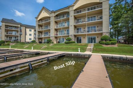 365 - 201 Sunset Pointe Dr