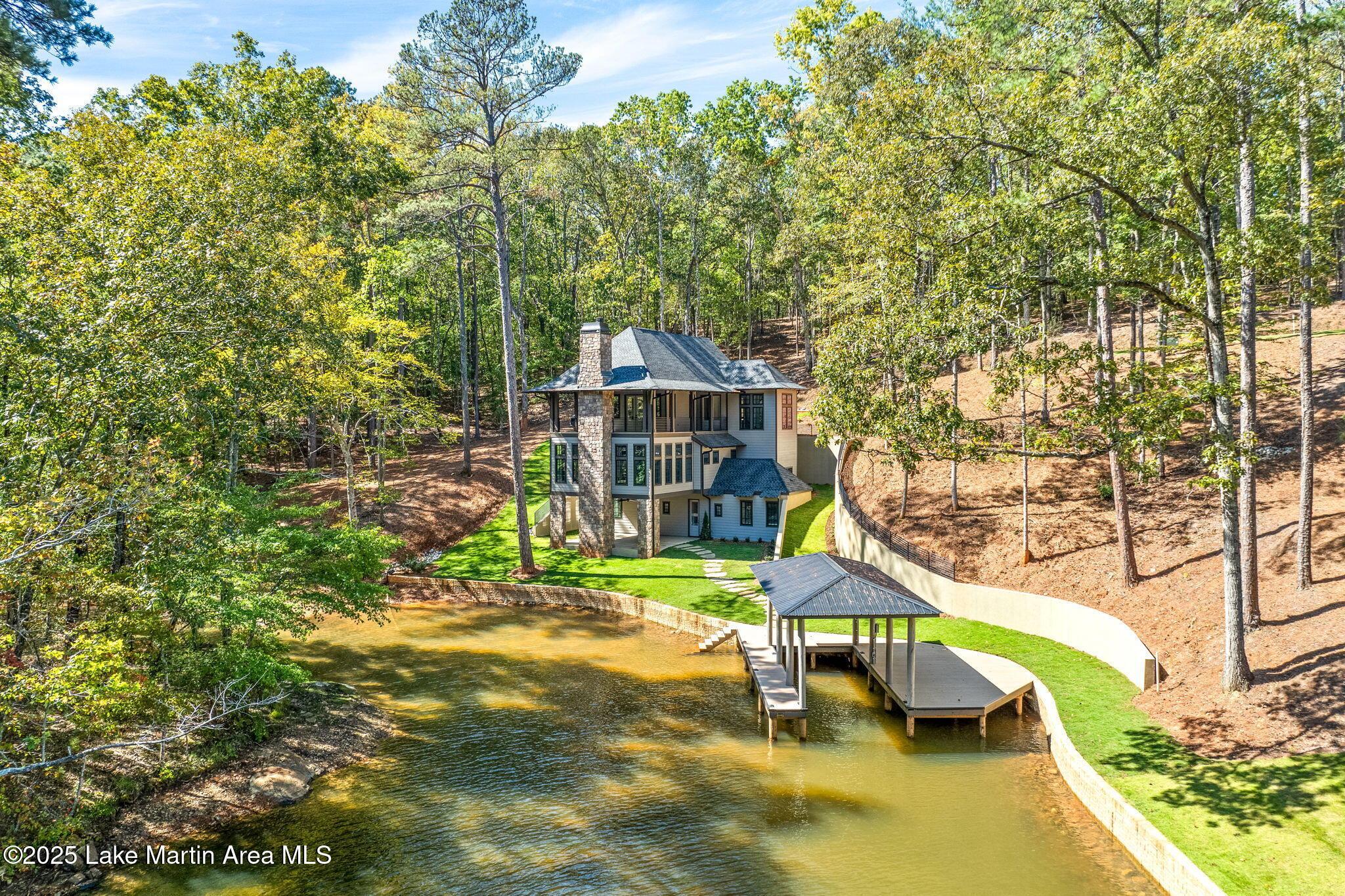 Image 2: 3-web-or-mls-150 Teakwood Dr-13