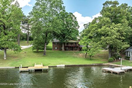 123 Bay Pine Island Rd