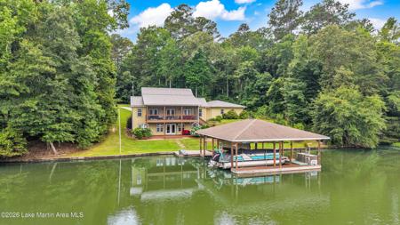 29 Creek Landing Ln