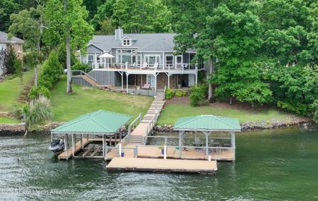 52 Lake Vista Ln