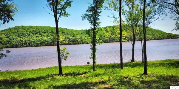 27 +/-ac Hayden Drive
