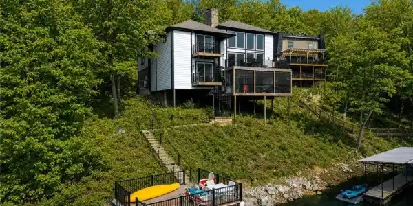 16 Shelter Cove
