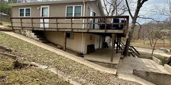 32684 Easter Hollow Road