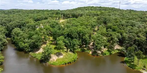 Lot 2 Villages Boulevard