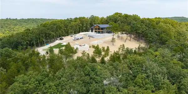 Image 3: over 7000sf legacy estate on 20 acres
