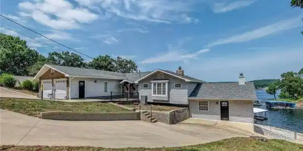 633 Storm Cove Drive