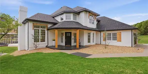 5488 Pebble Lane