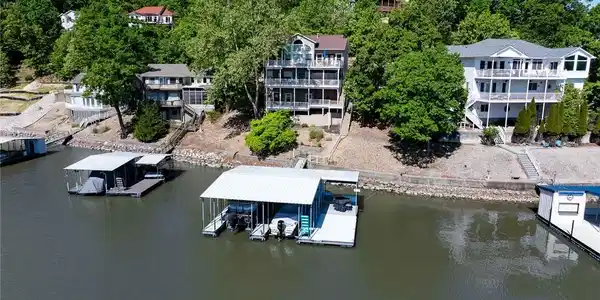 150 Cub Cove Point