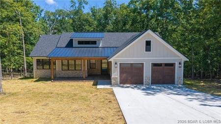 804 Grand Point Boulevard