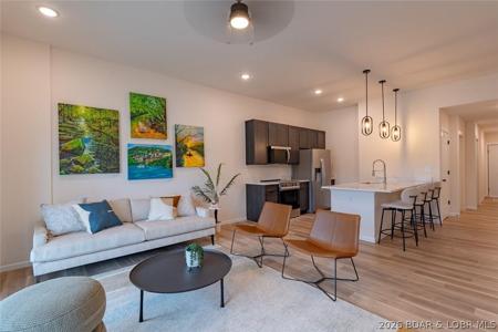 700 Pershing Dr.