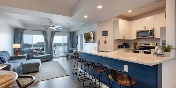 905 E Harbour Towne Drive