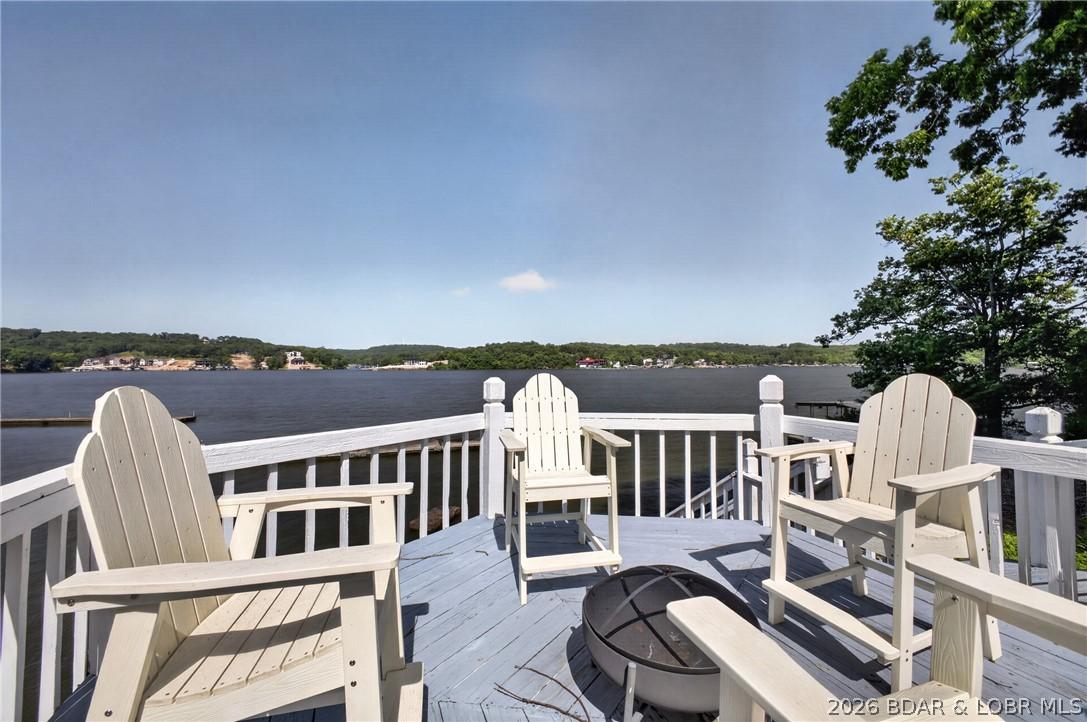 Image 4: Enjoy the lake views on the martini deck