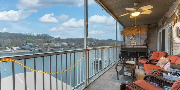 138 Oak Harbor Drive