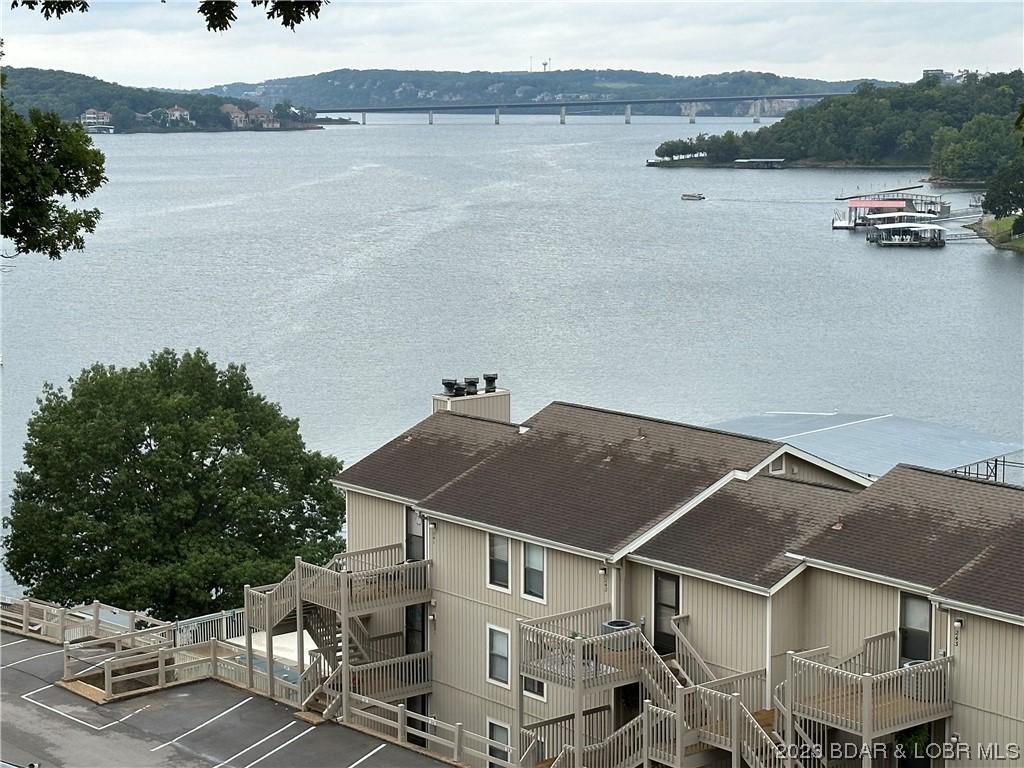 833 Indian Pointe, Osage Beach, MO lhrmls01826636