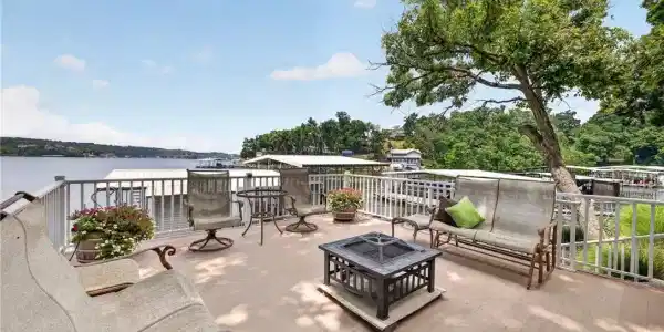 47 Knox Point Circle