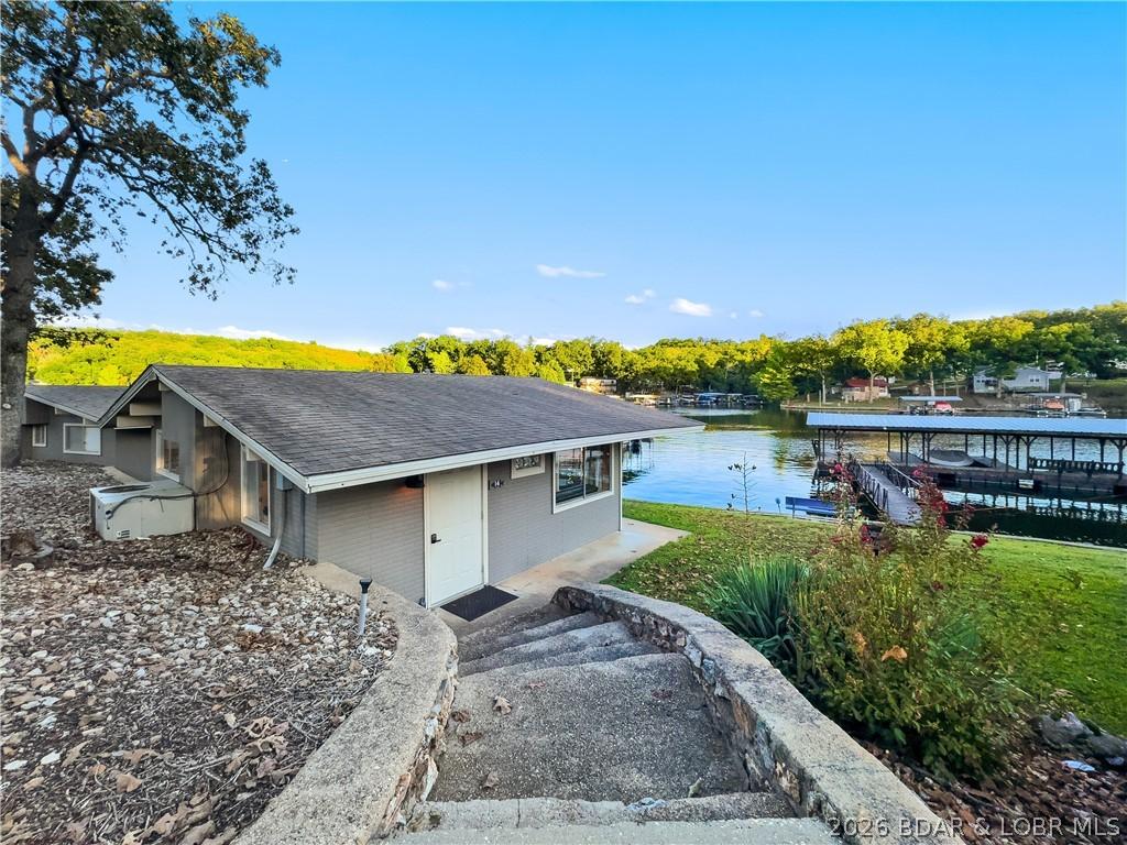 Image 4: Side View of Cabin w/Dock Slip