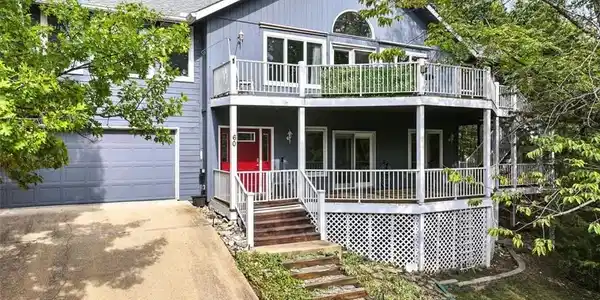 60 Paddlefish Drive