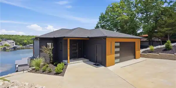 1175 Oak Road