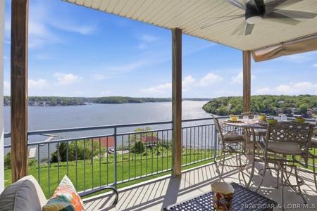 42 Palisades Lakeview Drive