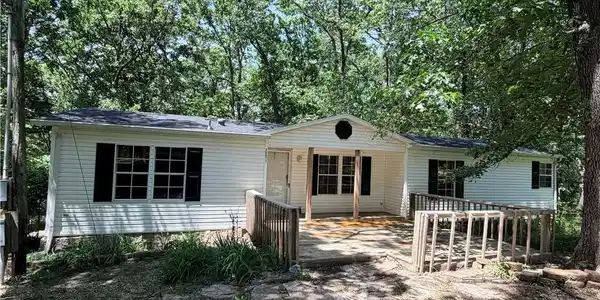 26877 Arrowhead Cove Drive