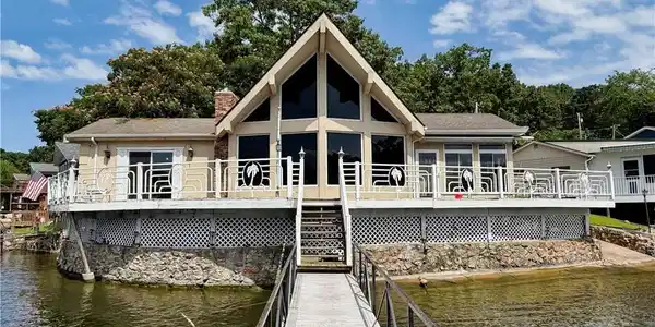 436 Putt-N-Bay Drive