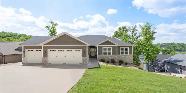 926 Fontana Lane