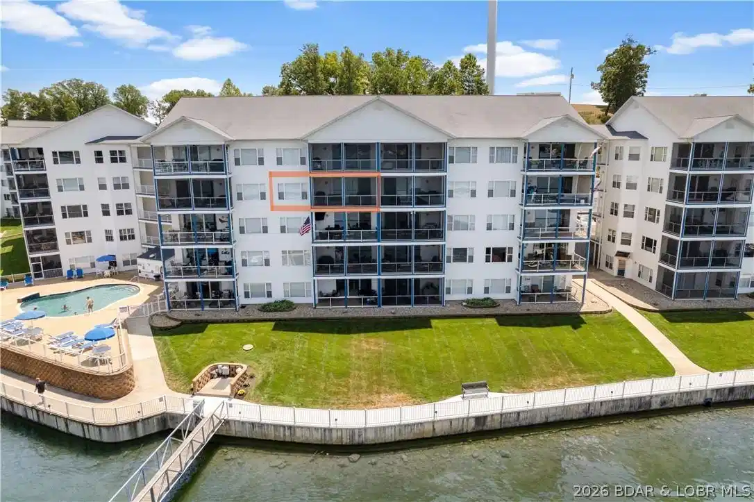 Image 1: Welcome to Blue Anchor Bay Unit #343!