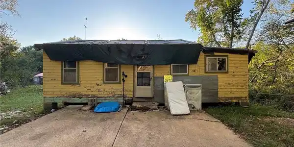 130 Sargent Lane