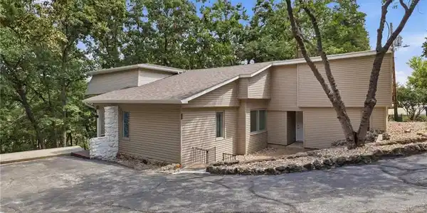 182 Black Hawk Terrace